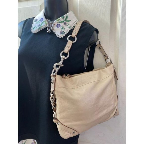 Coach Large Cream Leather Hobo Bag - Picture 6 of 8